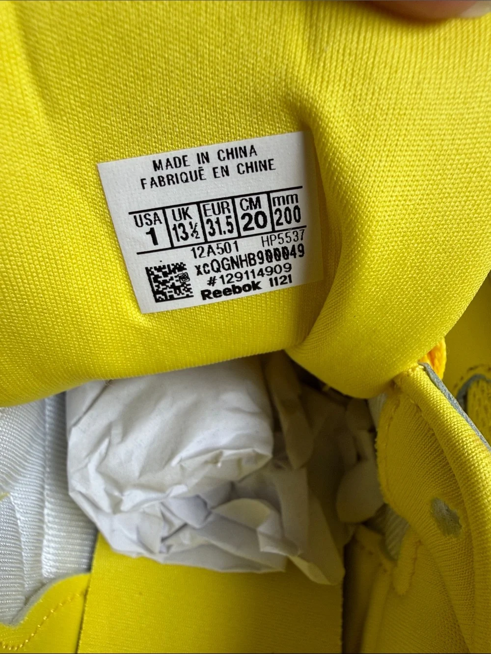 NEW Reebok Kids Yellow Classic Leather & Mesh Sneakers. Size: 1